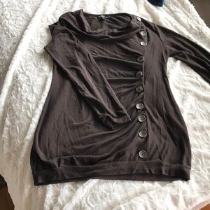 Women’s long sleeve sweater / nursing option